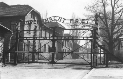 Auschwitz - brama obozu